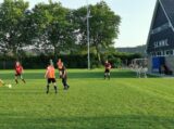 Eerste training S.K.N.W.K. JO17-1 seizoen 2021-2022 (35/41)